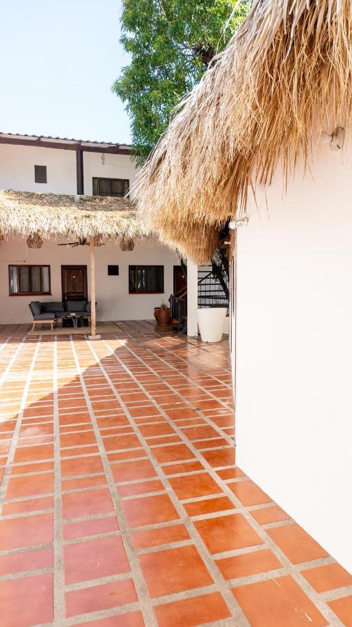 ホテル Esencia Puerto Escondido プエルト・エスコンディード エクステリア 写真