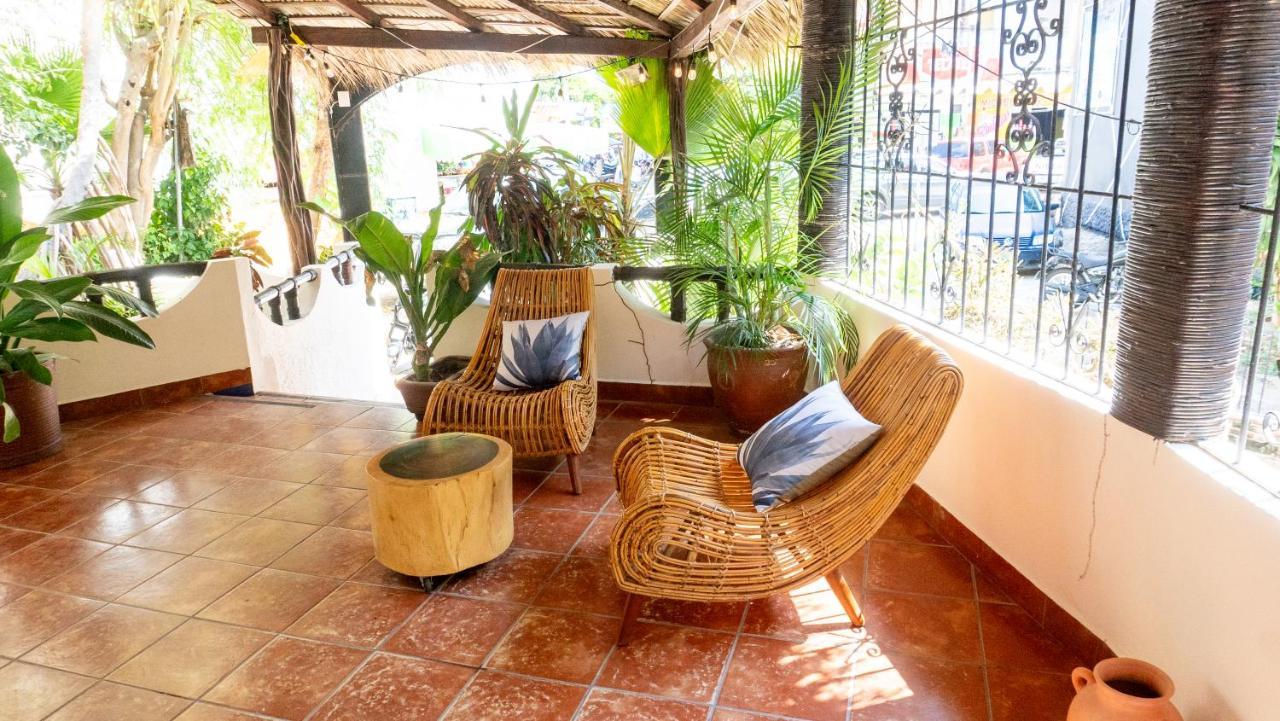 ホテル Esencia Puerto Escondido プエルト・エスコンディード エクステリア 写真